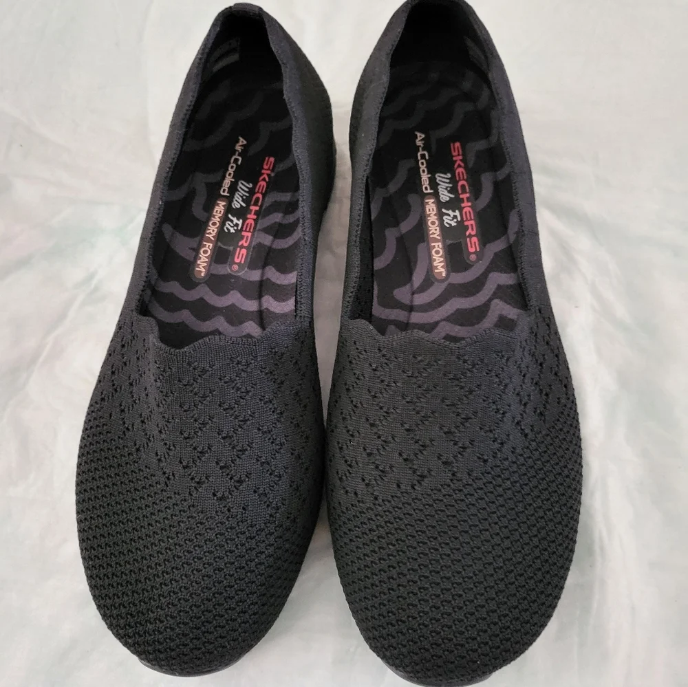 Womens Skechers Black Seager Scalloped Slip-On Sz 7.5 Wide - Picture 10 of 13